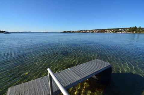 CDC 625 Beach House Incl.rear 2BR Studio - Accommodation Search 1
