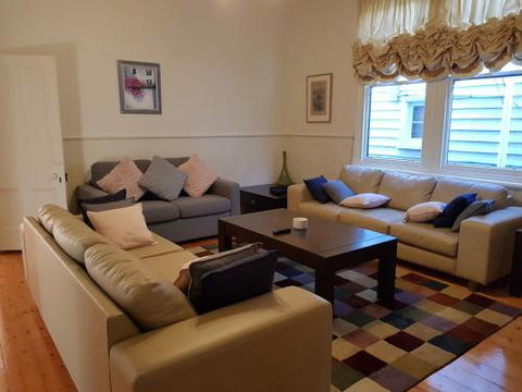 CARNBREA - Accommodation Search 3