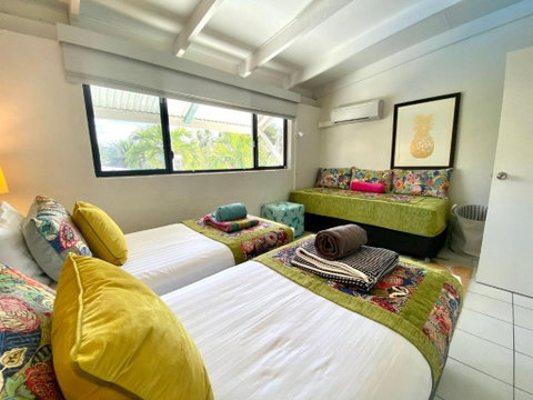 Absolute Beachfront - Accommodation Search 6