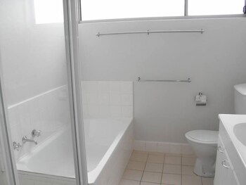 Oceanic Unit 14 - Accommodation Search 3