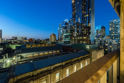 Auguste 2 BDR Melbourne Apartment - Accommodation Search 0