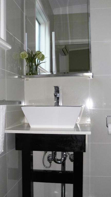Greenleigh Cooma Motel - Accommodation Search 4