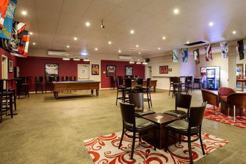 Parkway Hotel - Accommodation Search 4