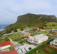 Hanlon House Bed and Breakfast - Accommodation Search