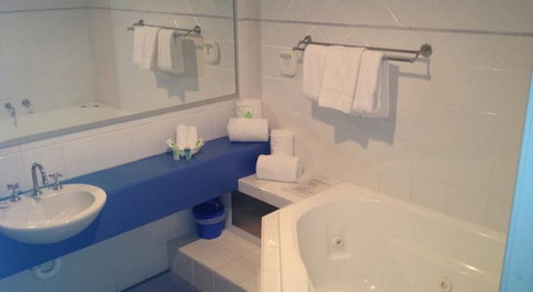 Beaches Holiday Resort - Accommodation Search 6