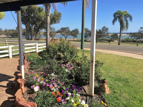 Kalbarri Seafront Villas - Accommodation Search 0