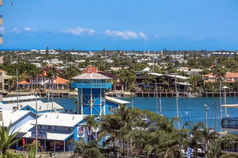 Beachfront Mooloolaba Apartment - Accommodation Search 2