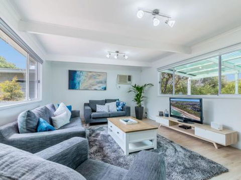 DRIFTAWAY ACROSS FROM SURF BEACH - Accommodation Search 1