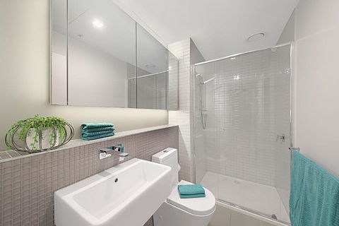 A Bright & Modern CBD Apt Next To Southern Cross - Accommodation Search 4