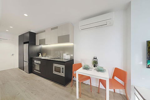 A Bright & Modern CBD Apt Next To Southern Cross - Accommodation Search 5