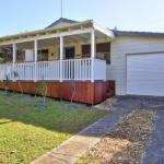 Hillsborough Cottage - Accommodation Search 0