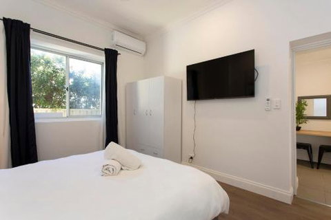 Dingo At White Gum Lodge - Accommodation Search 6