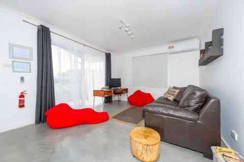 Salty Kisses Holiday House - Accommodation Search 5