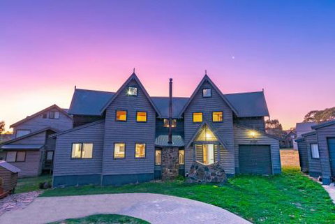 Banjos Chalet Alpine Getaways - Accommodation Search 0