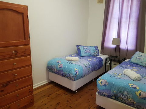 Accommodation Sydney Frenchs Forest 3 Bedroom House With Large Outdoor Entertainment Area & Onsite Parking - Accommodation Search 6