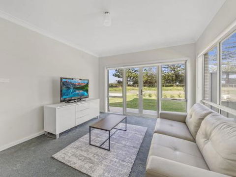 SEA MIST Gerringong 4pm Check Out Sundays - Accommodation Search 2