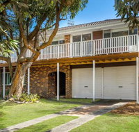 TREETOPS at WERRI BEACH Gerringong 4pm Check Out on Sundays - Accommodation Search