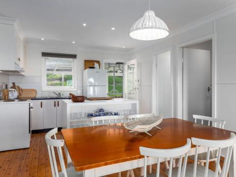 SEAWAYS Gerroa 4pm Check Out On Sunday - Accommodation Search 6