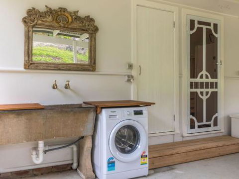 SEAWAYS Gerroa 4pm Check Out On Sunday - Accommodation Search 1