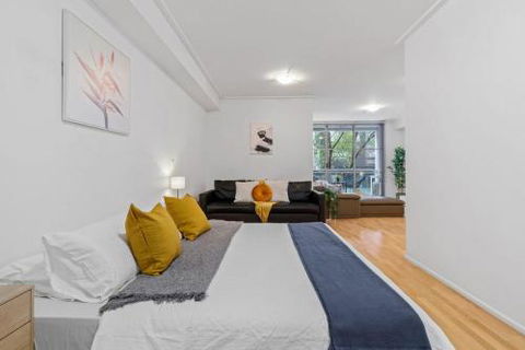 A Bright & Stylish Studio Next To Darling Harbour - Accommodation Search 1