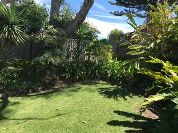 Ocean House At Mollymook - Accommodation Search 6