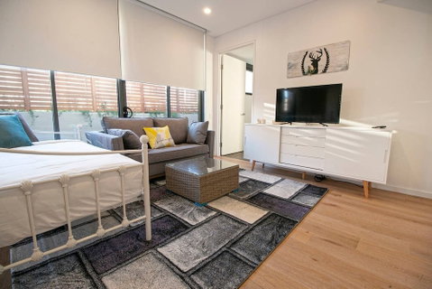 F03-darling Harbour 1 BDR APT - Accommodation Search 1