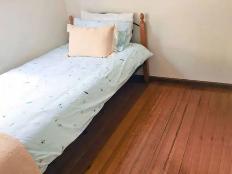 Sun, Beach, Shops, Wifi, Netflix - Accommodation Search 3