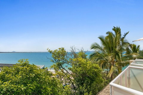 Garden Penthouse Netanya - Accommodation Search 1