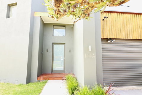 Break Point - Accommodation Search 0