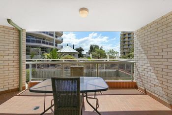 Mariners Apartment 18 - Accommodation Search 2
