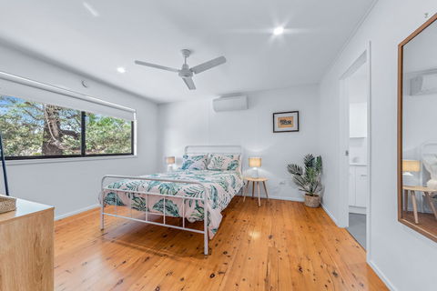 Coastal Cottage - Cannonvale - Accommodation Search 5
