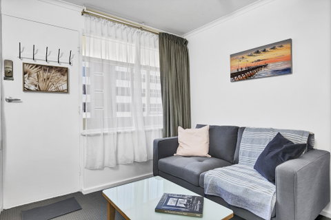 Bayscape Studio Glenelg - Accommodation Search 6