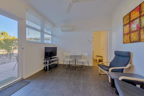 Getaway Villas Unit 38 6 - Accommodation Search 5