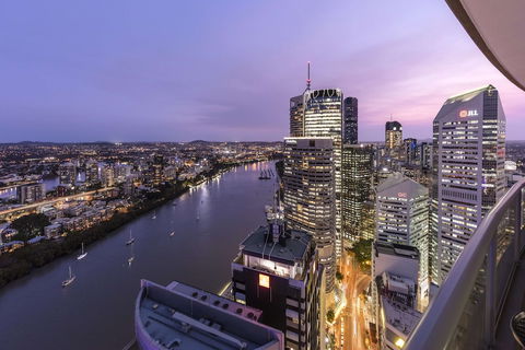 Oaks Aurora Tower - Accommodation Search 2
