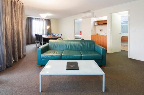 Premier Hotel & Apartments - Accommodation Search 1
