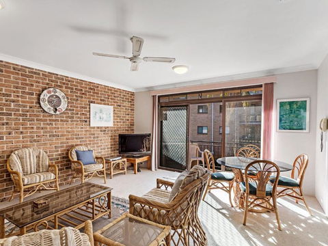 Kurranulla, Unit 5/15 Weatherly Close - Accommodation Search 2