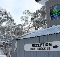 Sugarbush Lodge  Apartments - Accommodation Search