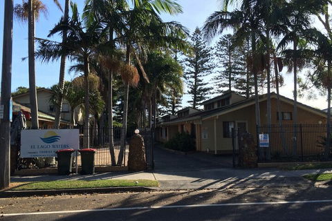 El Lago Waters Tourist Park - Accommodation Search 1