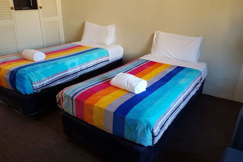 El Lago Waters Tourist Park - Accommodation Search 7