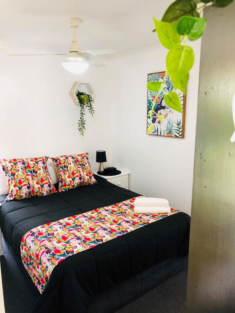 Diddillibah QLD Accommodation Search