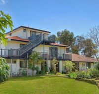 Martin Fields Beach Retreat - Accommodation Search