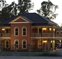 Carlyle Suites  Apartments - Accommodation Search