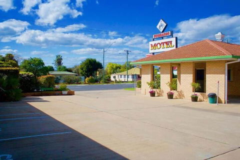 Buckaroo Motor Inn - Accommodation Search 2