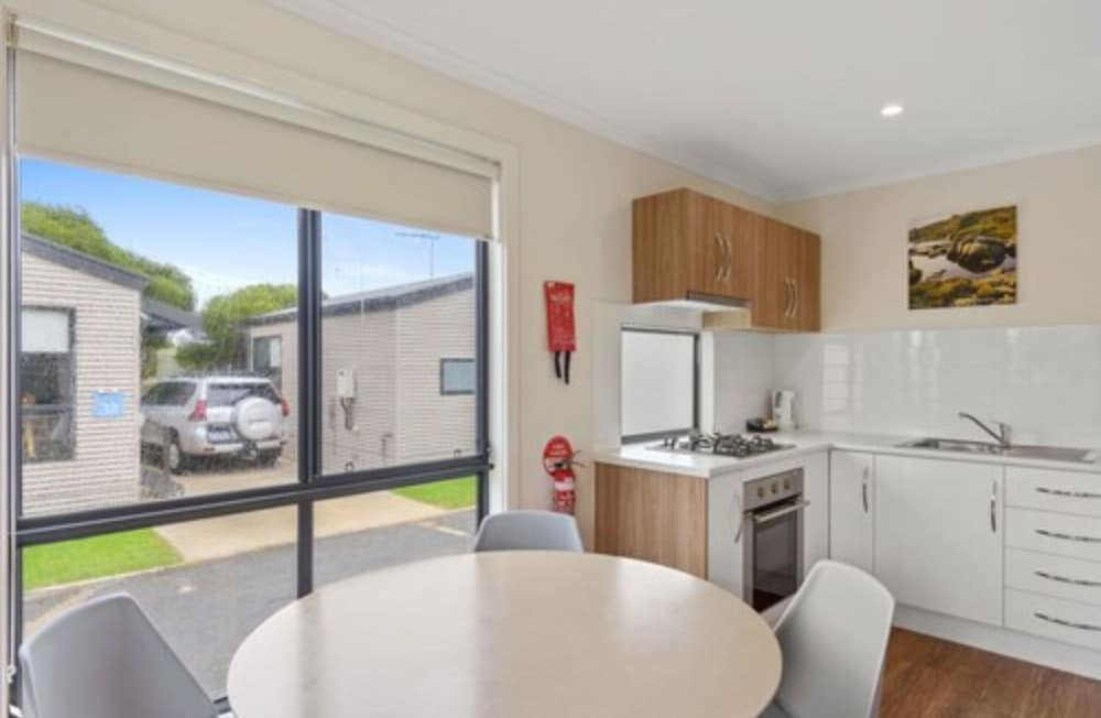 Semaphore Park SA Accommodation Search