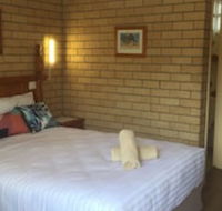 Lake Front Motel - Accommodation Search