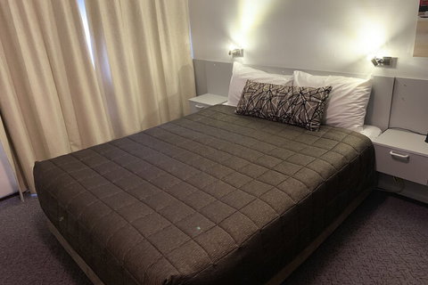 Orana Windmill Motel - Accommodation Search 6