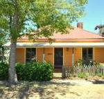 Cooma Cottage - Accommodation Search