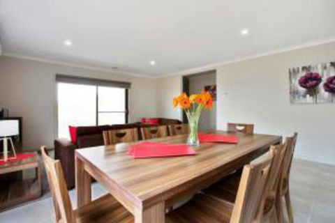 Serviced Houses Point Cook - Accommodation Search 2