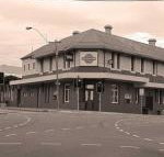 Moondyne Joes - Accommodation Search