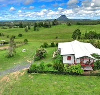 Avalon Noosa Farm Cottages - Accommodation Search